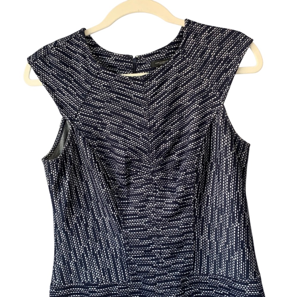 Ann Taylor Sheath Dress Career Work Wear Sleeveless Navy Blue White Size 6 - Picture 4 of 10